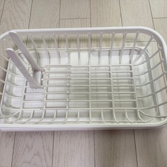 大皿と水切りカゴのまとめ売りの画像