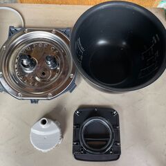 ★動作〇★ 炊飯器 象印マホービン 圧力 IH 炊飯ジャー 極め炊き NP-RN05 2022年製 炊飯機 炊飯ジャー ジャー 清掃済 保証有の画像