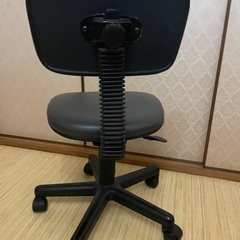 オフィスチェアの画像