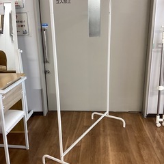 ハンガーラック(白)【町田市再生家具】0727の画像