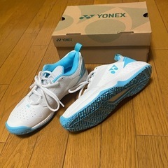テニスシューズ
の画像