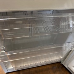 古いけどオシャレな無印良品の冷凍冷蔵庫の画像