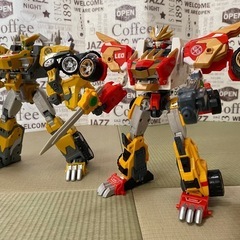 トミカ絆合体アースグランナーの変形ロボとミニカーなどのセット✨の画像