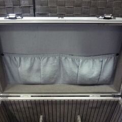 アルミ製 カメラケース 幅42cm シルバー カギ×2本付き カメラバッグ アルミケース 札幌市東区 新道東店の画像