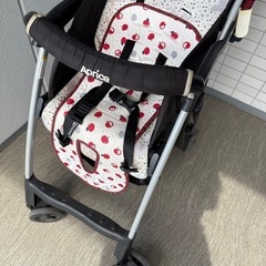 Apric   アップリカ　ベビーカー　の画像