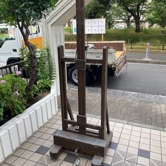 画壇イーゼル　大型　20kgの画像
