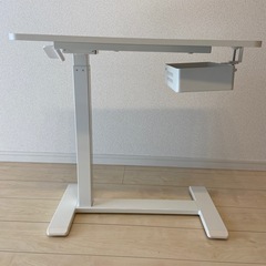 【IKEA】昇降式テーブルの画像