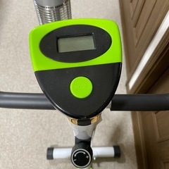 自転車フィットネスバイク ベルト式 筋トレ スピンバイク ランニングマシン ダイエット 有酸素運動 エクササイズ 美脚 運動 家庭用 の画像