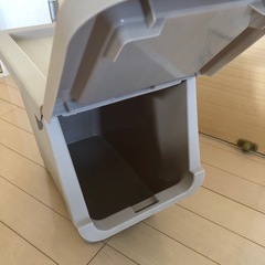 カインズ　収納ケース　1000円→300円の画像