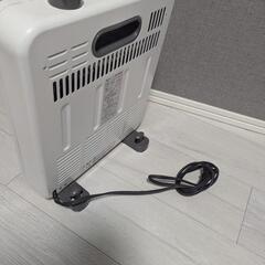 電気ストーブ（アイリスオーヤマ）の画像