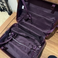 スーツケースの画像