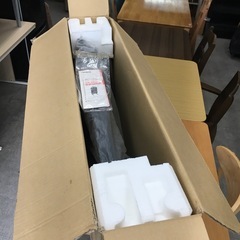 【未使用品】縦型パンツプレス／ズボンプレッサーの画像