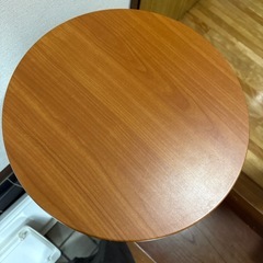 コーナーサイドテーブルの画像