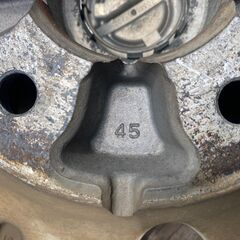 エンケイ製‼️ 18インチ‼️ 日産純正‼️ ハブ径66mm‼️ 66mm以下なら他メーカーにも流用可能‼️アルミホイール　ホイールの画像
