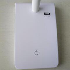 デスクライトの画像