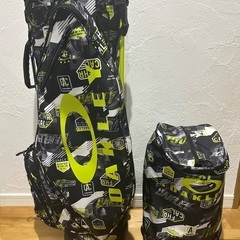 OAKLEY スタンド型軽量キャディバッグ 黒/黄の画像
