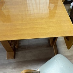 ⭐︎8月中旬までダイニングテーブル、椅子セットの画像