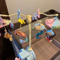 アップリカ　折りたたみ式ベビーベッドの画像
