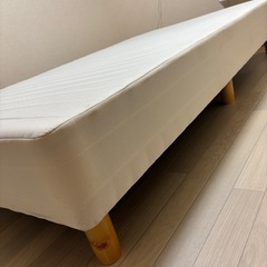 セミダブルベッド　足つきマットレスの画像