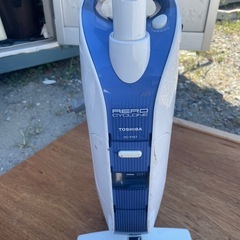TOSHIBA サイクロン掃除機の画像