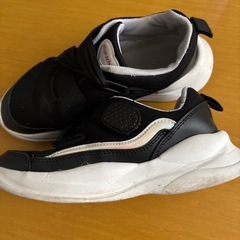 サイズ22.5靴の画像