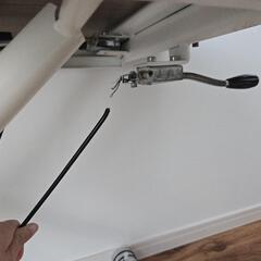 天板が2倍に広がる　テーブルの画像