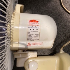 壁掛け扇風機の画像