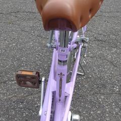 20インチ　自転車　紫色の画像
