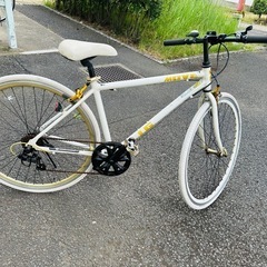 クロスバイク自転車の画像