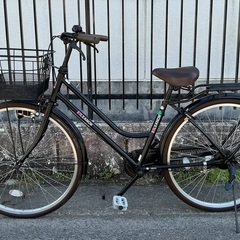 ＜整備済・美品車＞シティサイクル・26インチ自転車・変速なし LEDライト 鍵付き・ブラックの画像