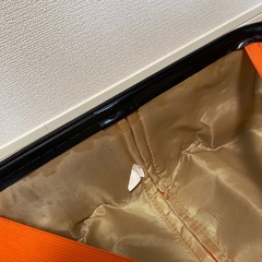 【無料でお譲りします】キャリーケース・鍵付きの画像