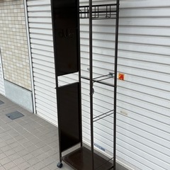 収納ラックの画像