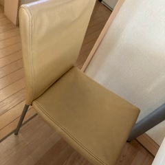 食卓(テーブル)の画像