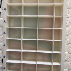 薬箱 30マス スライド式 ホワイトの画像