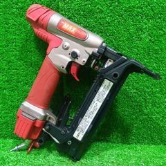 MAX マックス HA-38F2(D)4MAフロア 高圧フロアタッカー【船橋馬込店】【店頭取引限定】【中古】ITJD7WI84ZMWの画像