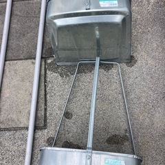 ほうき、ちり取りの画像