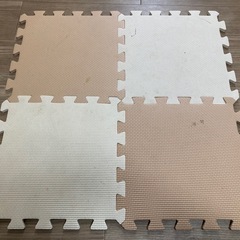 防音マット100枚の画像