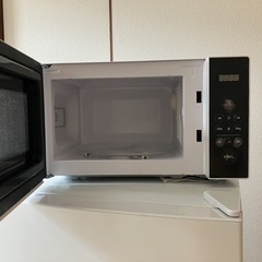 電子レンジ COMFEE' 17L ヘルツフリー 全国対応 単機能 レンジ マイコン式 ターンテーブル カンタン操作 自動メニュー搭載 広々庫内 シンプル 一人暮らし 3段出力 タイマー付き 新年 新生活 CFM-BM172【マイコン式】の画像