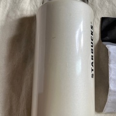 スターバックス　ボトル　白　ほぼ新品の画像