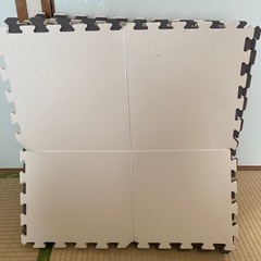 【至急】ジョイントマット　57×57センチ　25枚の画像