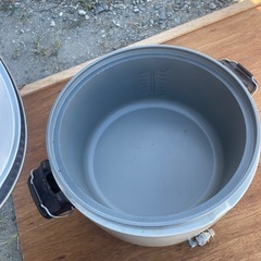 パロマ ガス炊飯ジャー PR-301S LPガス 1.5升炊きの画像