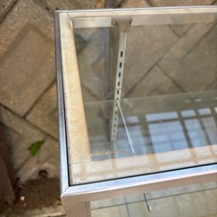 ガラスのショーケースの画像