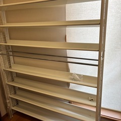 突っ張り本棚マガジンラックの画像