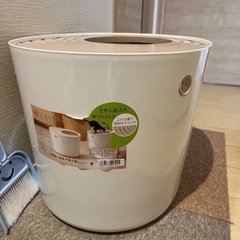 猫トイレ中古とトイレ砂未使用品の画像