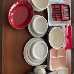 期間限定 食器類の画像