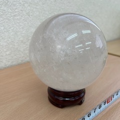 ヒマラヤ水晶丸玉 95mm 1200gの画像