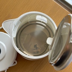 【美品】 ニトリ電気ケトル　1Lの画像