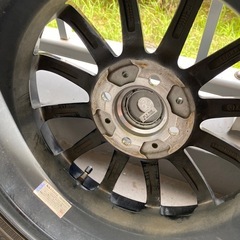 スタッドレスタイヤ　ホイールナット付 　の画像