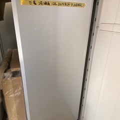 三菱冷凍庫れいとうこ121L ファン方式2015年の画像