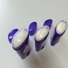 制汗♦️デオドラントスティック♦️3本の画像